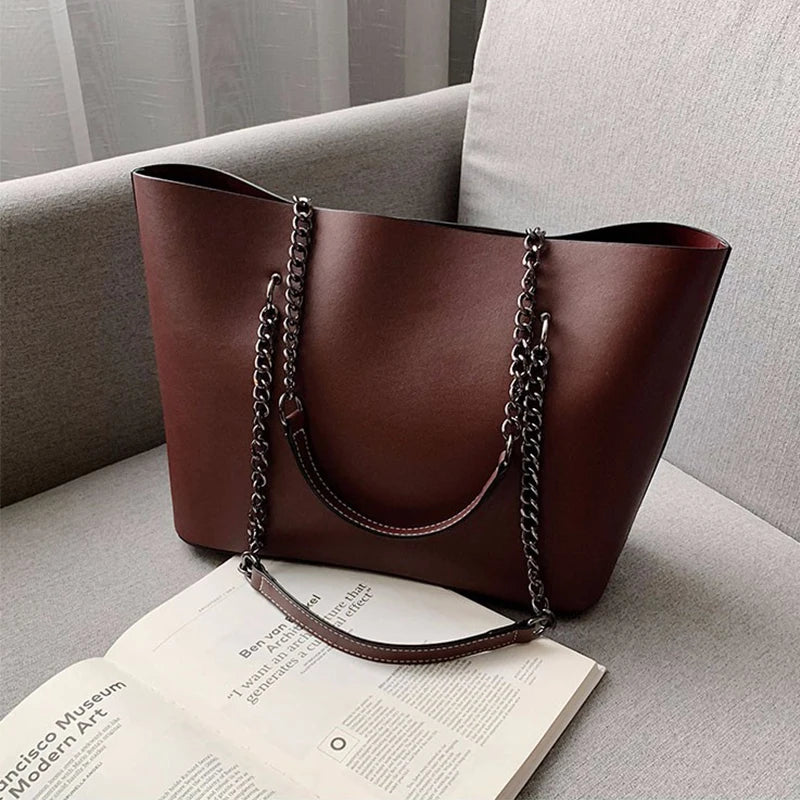 Fashionable PU Leather Shoulder Bag with Chains: Large Capacity Tote for Women