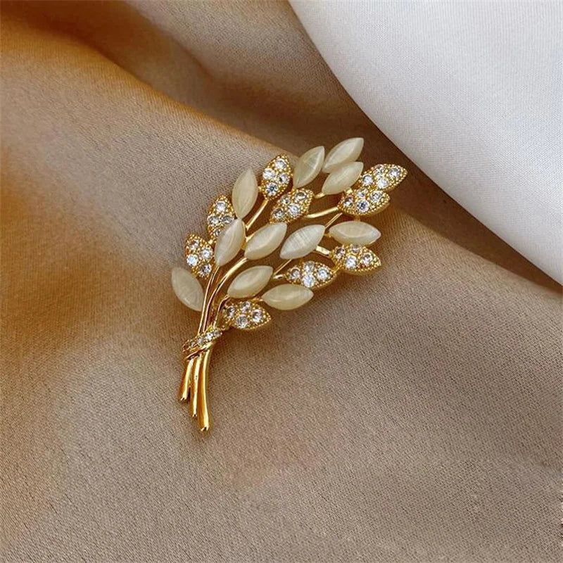 Cute Panda and Bamboo Brooches for Women - Luxury Crystal, Tulip, Wheat, Butterfly, and Pearl Safety Pins for Wedding Party Jewelry Gifts